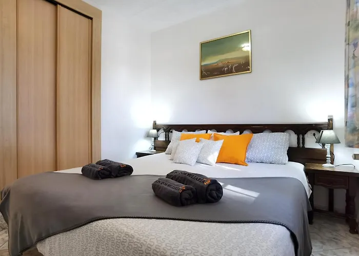 Leon Inmo Casa Nagore - 10074 Holiday home *